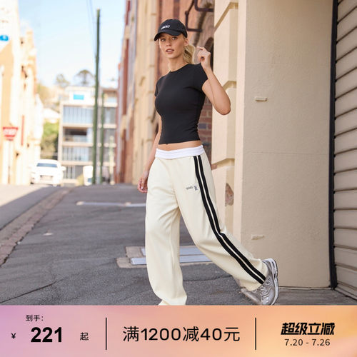 LornaJane瑜伽健身运动上衣套装