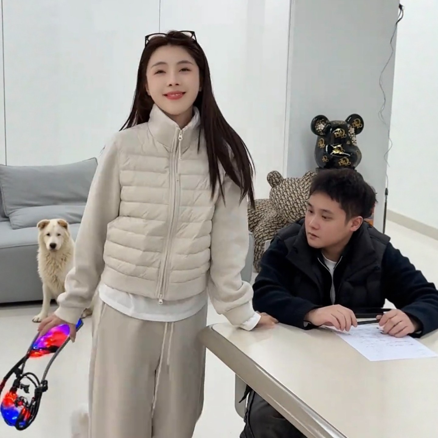 韩版设计感袖子加绒拼接排骨立领棉服女装冬季时尚保暖短款外套