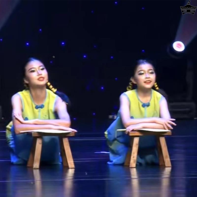 少儿群舞岭南记忆演出服月光光原版道具凳子扇子古典民族舞蹈服饰