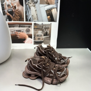 欧货IDO女鞋2025新秋款爆款真皮厚底拼色老爹鞋女时尚系带休闲鞋