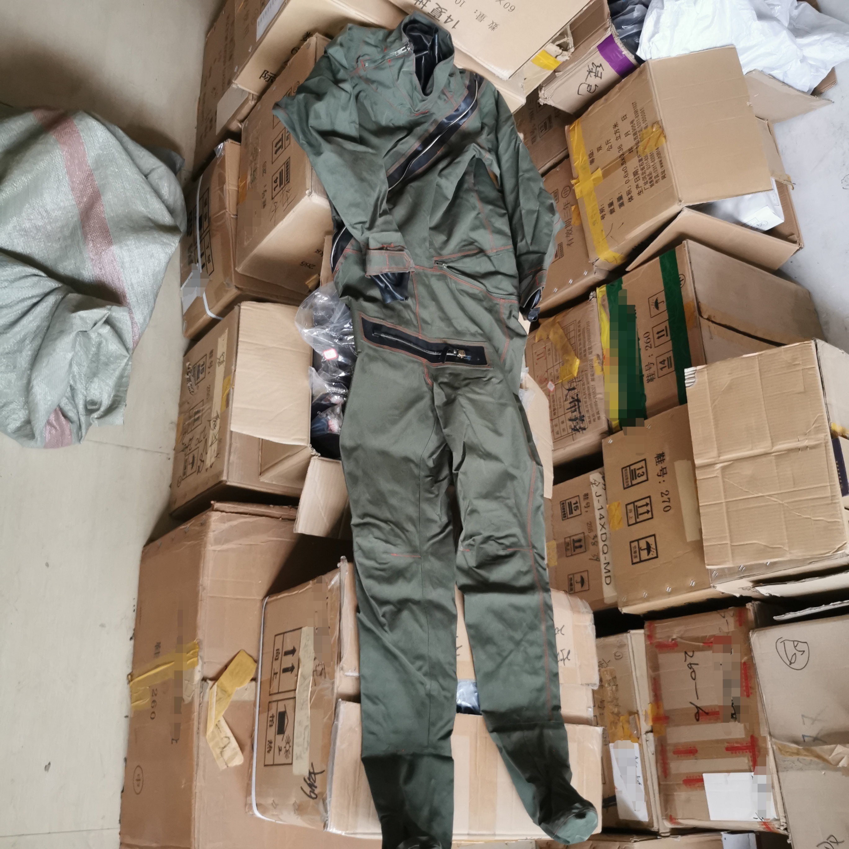 库存全新FLH-1A高空海上耳关合救生服男连体雨衣成人全身防水防风