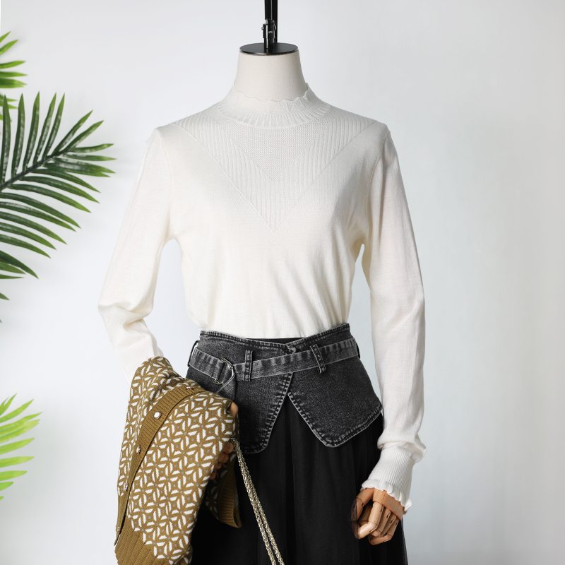 镂空针织衫花边领可路莎