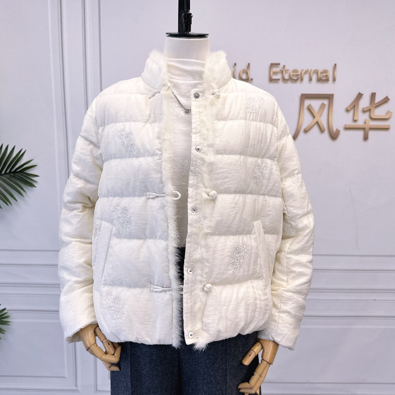 可路莎247803冬季提花短款羽绒服