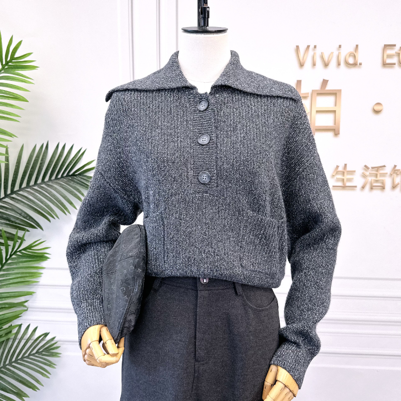 Cr.lu/可路莎披肩领毛衣针织衫