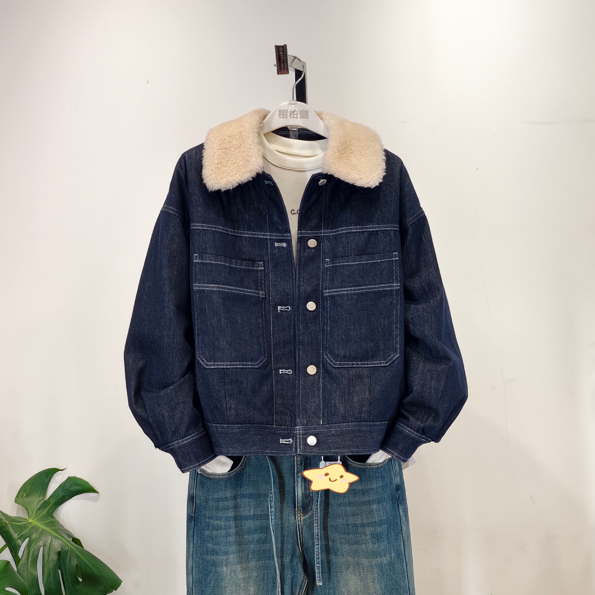 可路莎专柜257409冬季羊羔绒毛领牛仔短款羽绒服外套女图片