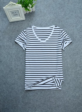 可路莎黑白条纹时尚简约百搭短袖V领T恤C82221正品
