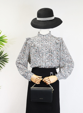 可路莎C131827时尚荷叶边碎花小衫女春秋新款直筒衬衫上衣