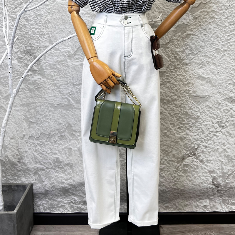 可路莎2221365撞色线牛仔裤