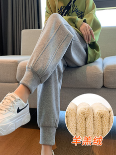 羊羔绒加厚运动裤女2024冬季束脚加绒卫裤小个子八分棉裤休闲裤子