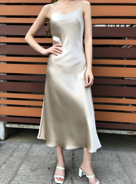 MASA经典重磅进口三醋酸新品纸片人缎面长款性感修身吊带连衣裙女