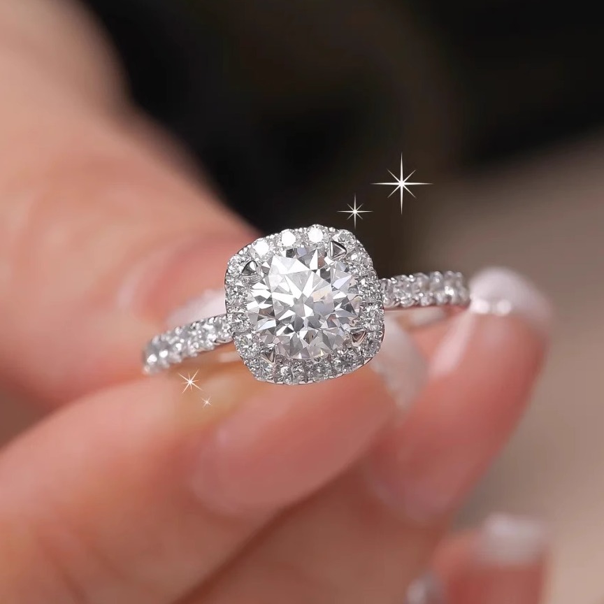 S925纯银莫桑石戒指【满天星】公主方形1克拉50分包镶四爪钻戒女