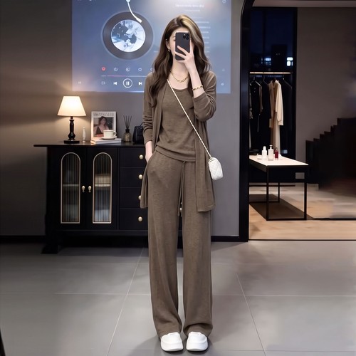 慵懒风穿搭休闲套装女秋季三件套
