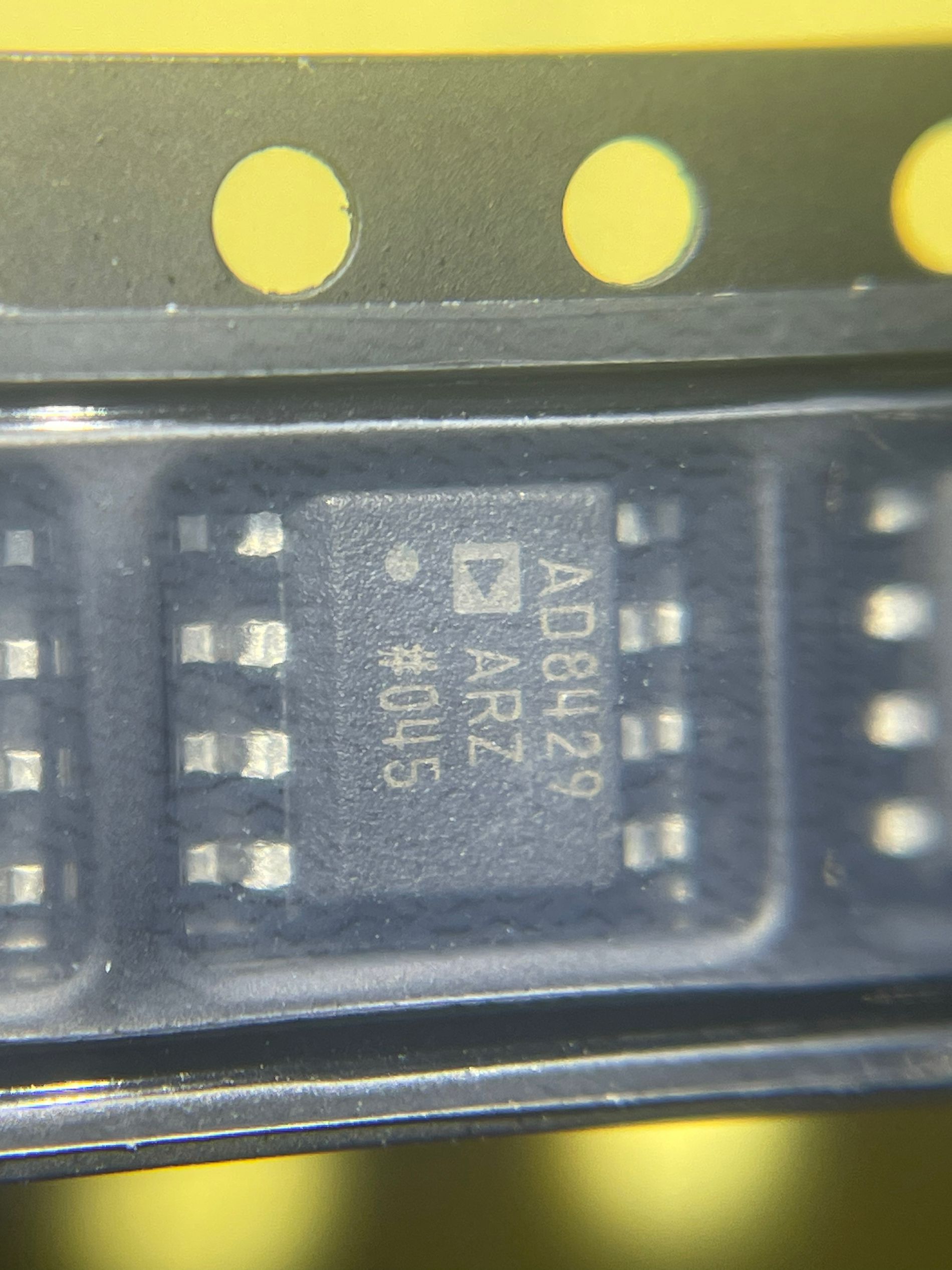 ADIAD8429ARZ-R7电子元器件