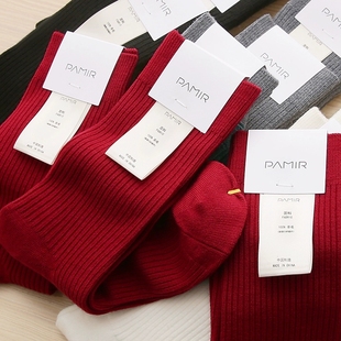 白金100纯羊毛 高端精品袜子女纯色新年幸运红 细度达到15.5微米