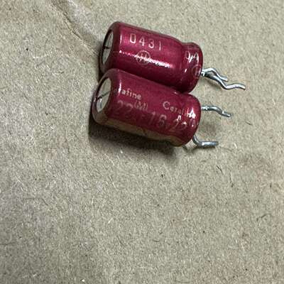 议价全新日本ELNA 金字红袍22UF16V cerafine可维修