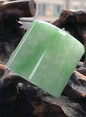 自然光实拍/内径21.8mm28号缅甸天然翡翠A货老料扳指/戒指28.08g