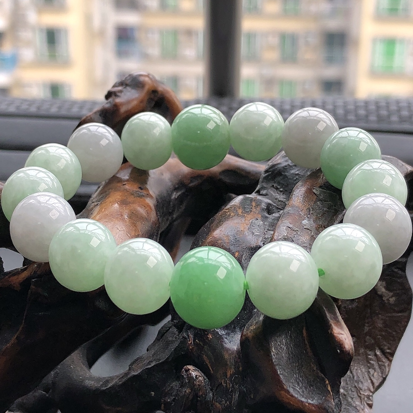 缅甸天然翡翠A货圆珠手链手串