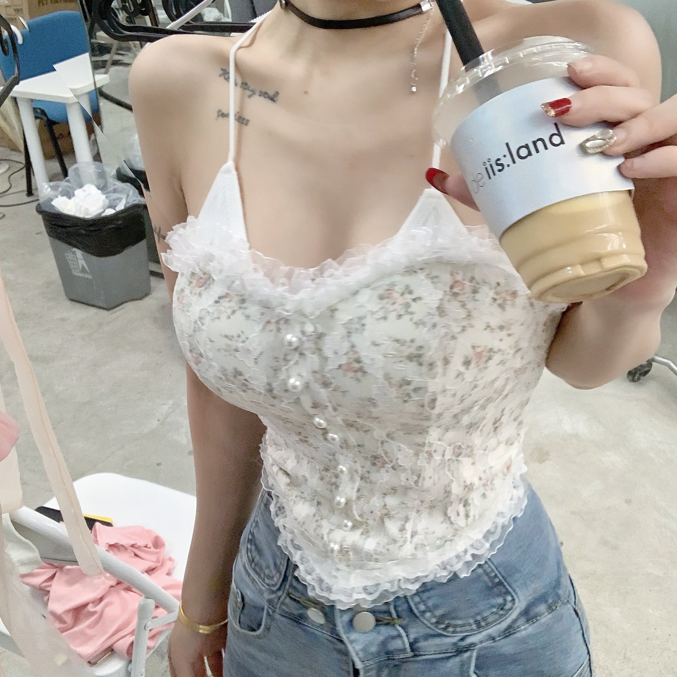 图图小有名气蕾丝拼接刺绣荷叶边双层防滑法式性感抹胸吊带上衣,女装/女士精品,背心吊带,淘宝优惠券,粉丝福利购,淘宝优惠卷