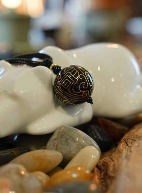 鎏金饕餮纹吸金兽吊坠