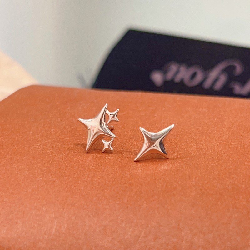 不對稱星星耳釘S999純銀耳棒養耳