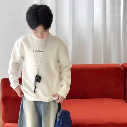 YL 880375 字母羊绒蚕丝打底发热衣