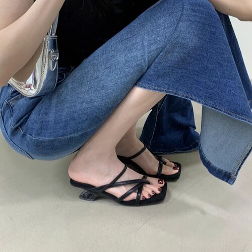 AL法式小众设计感一字高跟凉拖鞋女外穿26夏季新款配裙子细带凉鞋
