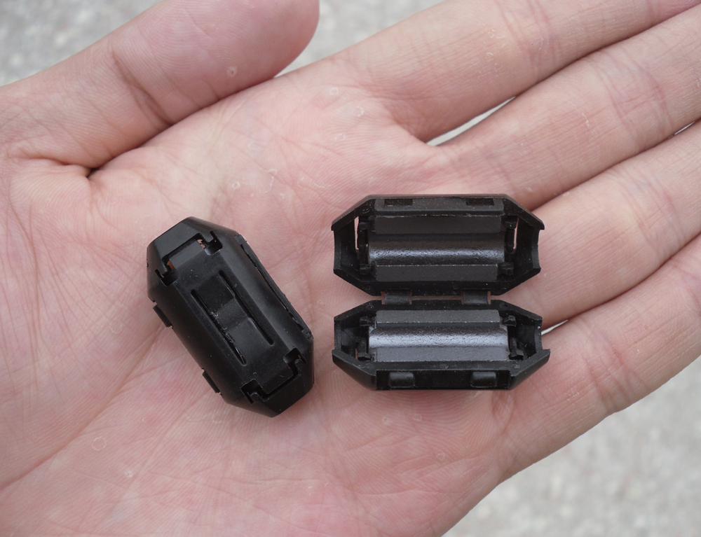 ȫРÔ×° ³ö¿Ú Â˲¨ºÚÉ«Ïû´Å»·/ÄÚ¾¶5MM/¿É²ðж/Ô¤·Àµç´Å¸ÉÈÅ
