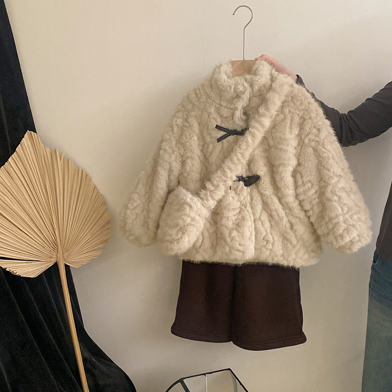 女童韩系秋冬季2025新款洋气毛毛牛角扣加绒外套中小童洋气上衣潮,童装/婴儿装/亲子装,普通外套,淘宝优惠券,粉丝福利购,淘宝优惠卷