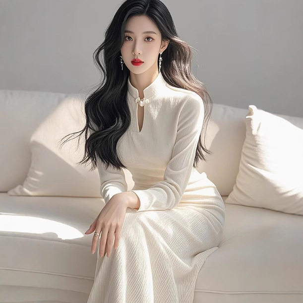 新中式白色盘扣灯芯绒连衣裙女秋冬款名媛千金风穿搭大衣内搭长裙