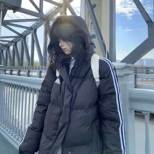 潮动开学季装备穿李宁