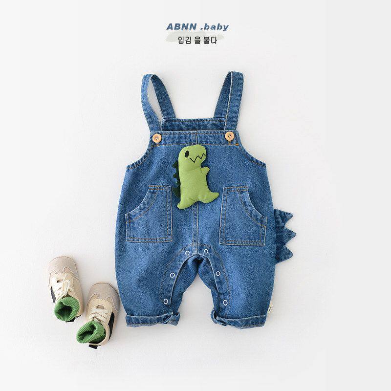 婴儿裤子春秋新款男宝宝水洗软牛仔背带裤男女童超萌小恐龙连体裤