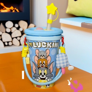 适用瑞幸咖啡杯手提挂绳Manner杯套水杯装饰吸管杯保温杯装饰配件