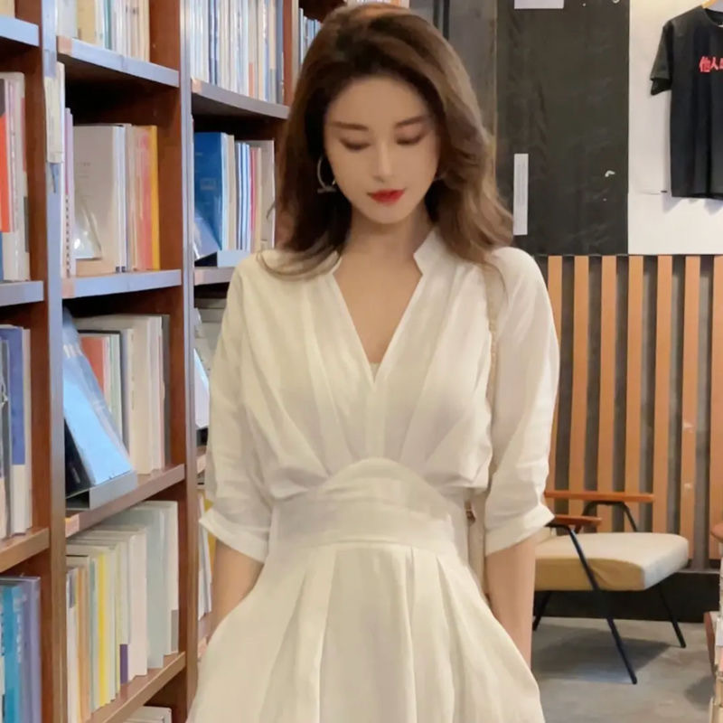 法式白色收腰气质连衣裙