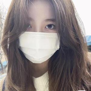 纯欲牛奶白口罩一次性薄款三层防护防尘防异味防晒学生成人款