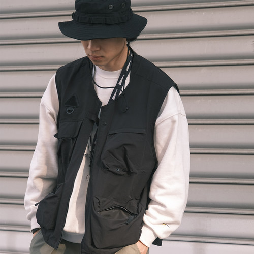 REBIRTH多口袋机能风马甲