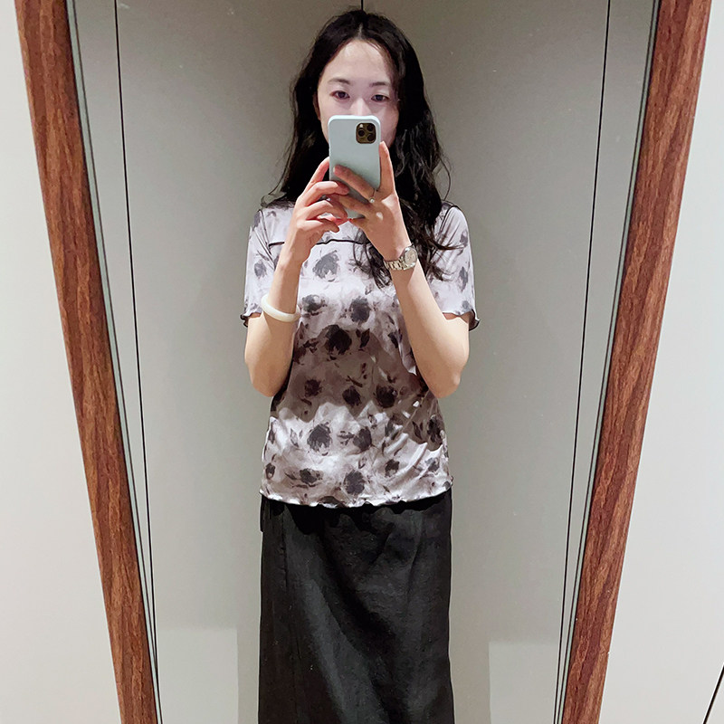 灰底玫瑰圆领42针真丝针织T恤洋气百搭木耳边舒适套头桑蚕丝上衣