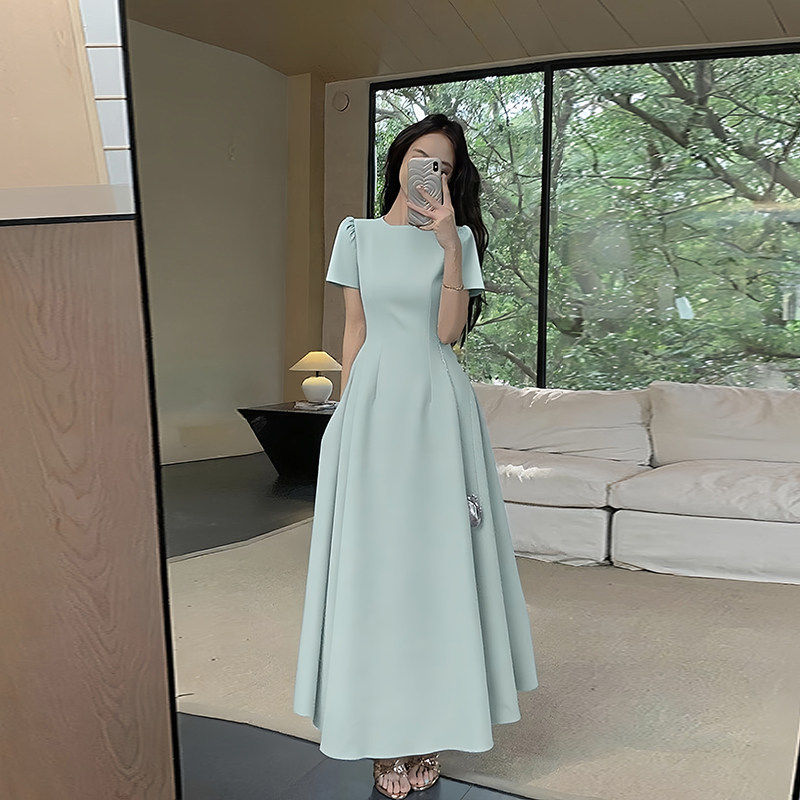 白色连衣裙子女夏季2026新款法式小个子高级感礼服裙收腰显瘦长裙