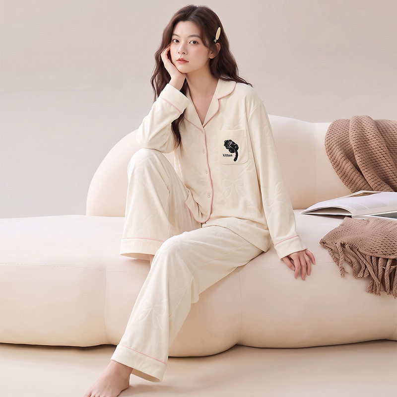 磨毛双面德绒睡衣女士款秋冬自发热羊毛绒薄绒保暖家居服2026新款