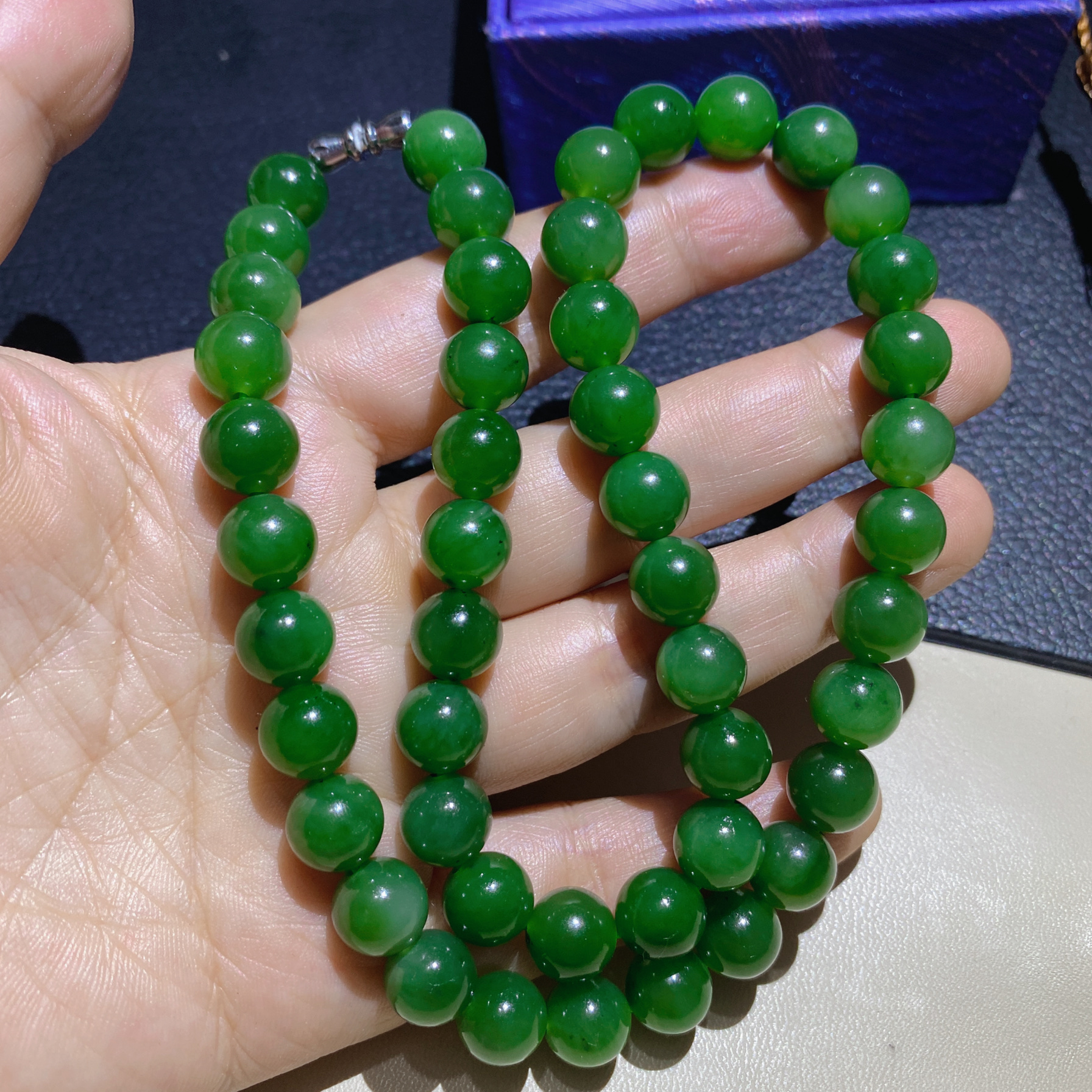 精品和田玉碧玉项链菠菜绿圆珠妈妈链男女款俄碧玉石项链珠串10mm