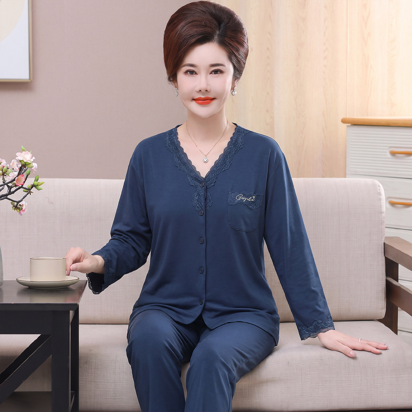 妈妈睡衣春秋季纯棉长袖薄款中老年女士家居服全棉大码秋冬款套装