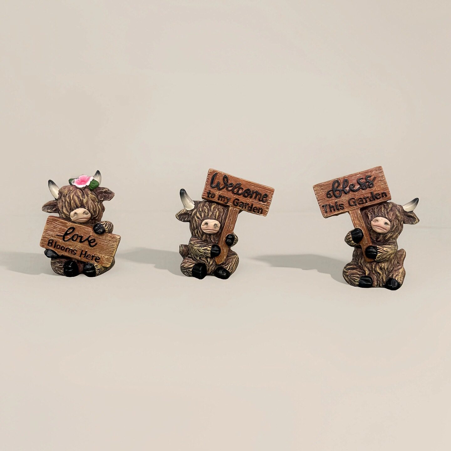 高地耗牛举花园欢迎牌树脂工艺品