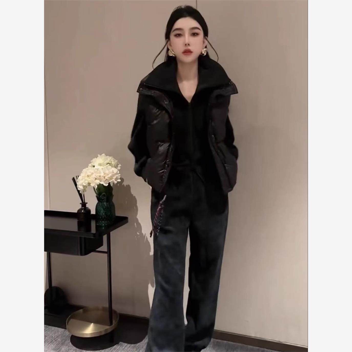 2025冬季新款韩版加绒加厚运动休闲套装女棉马甲卫衣束脚裤三件套