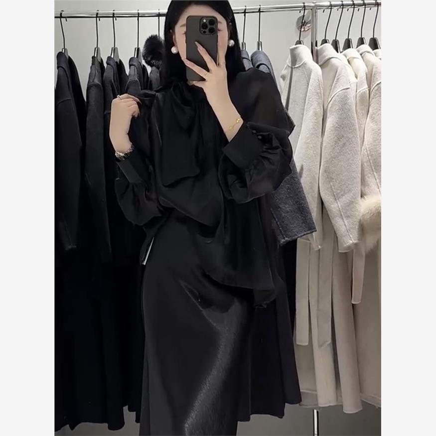 欧洲站时尚减龄套装裙2025秋新款纯色蝴蝶结泡泡袖网纱小衫半身裙