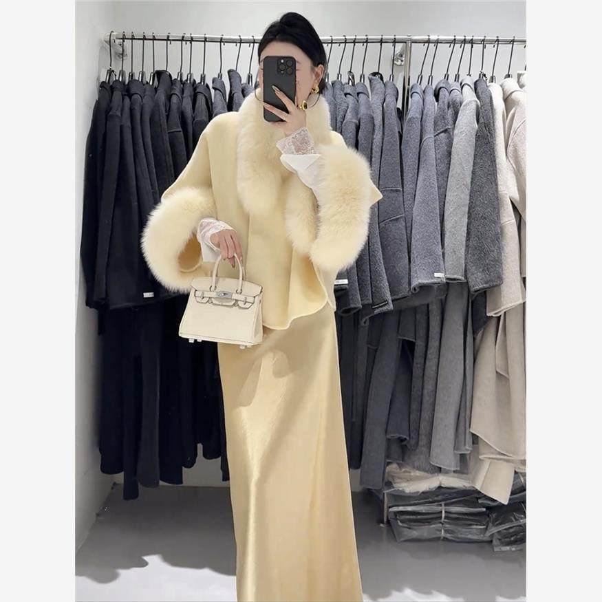 2025秋冬网红新款双面羊绒尼大衣女富贵高级感大毛领加厚斗篷外套