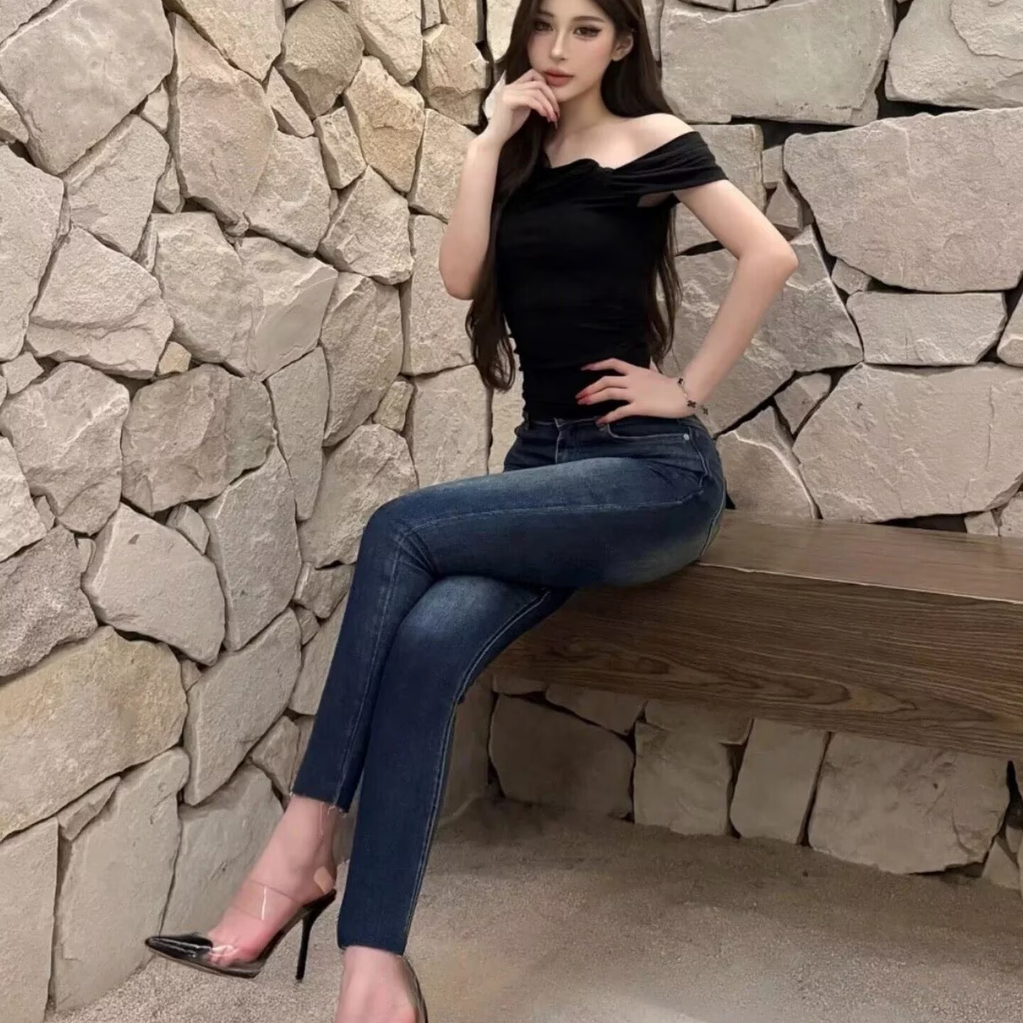 丰胯韩版新款磨白显瘦小脚裤牛仔裤高腰显瘦直筒牛仔裤女修身长裤