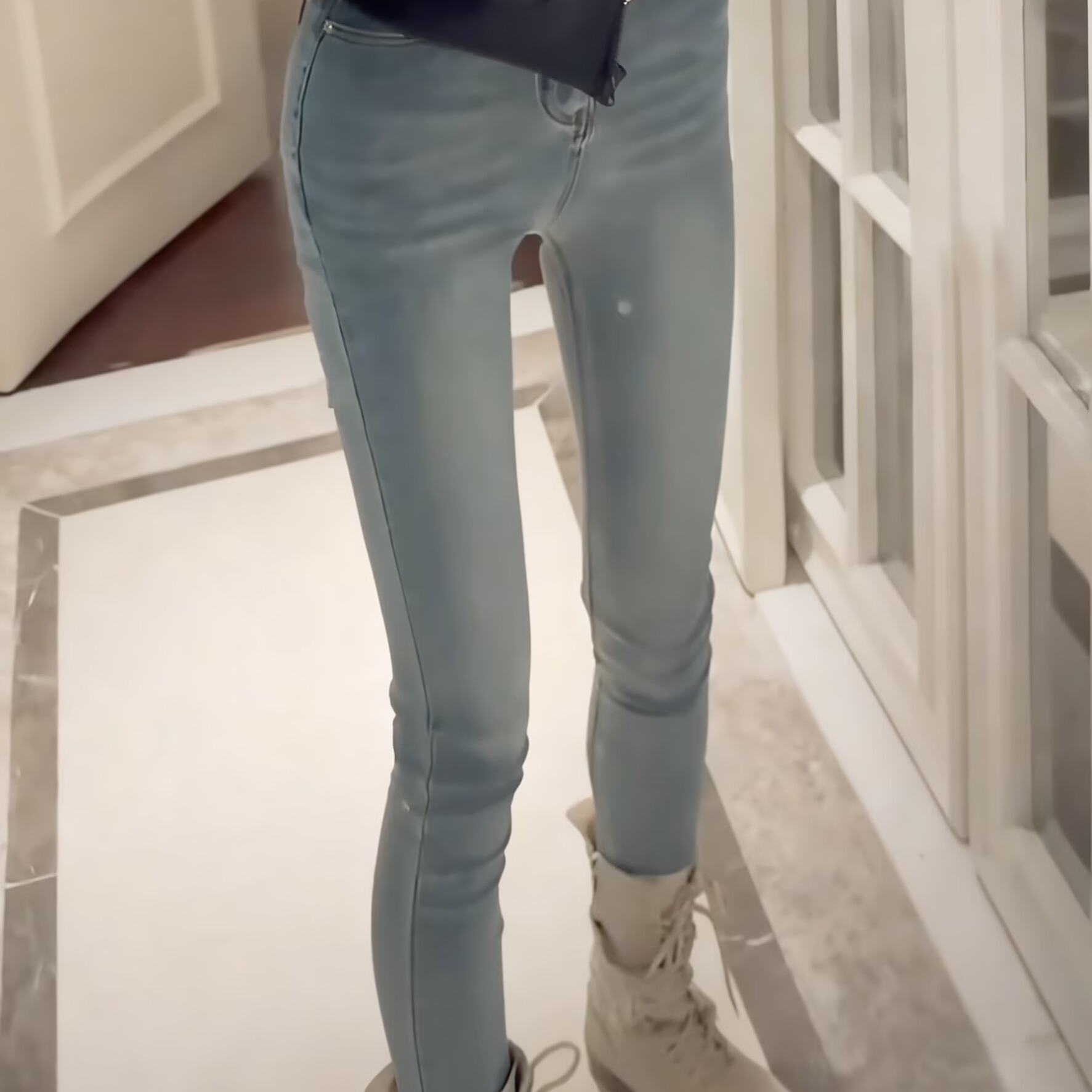 丰胯好版型浅蓝色磨白牛仔裤女秋季高腰弹力修身美臀九分小脚裤子