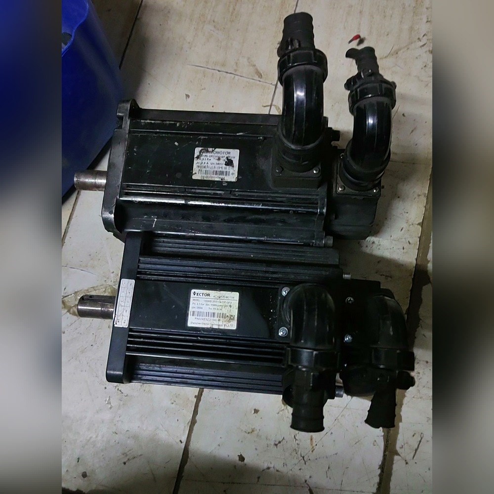 威科达伺服电机两台130MB-2R315A33F-CF2议价