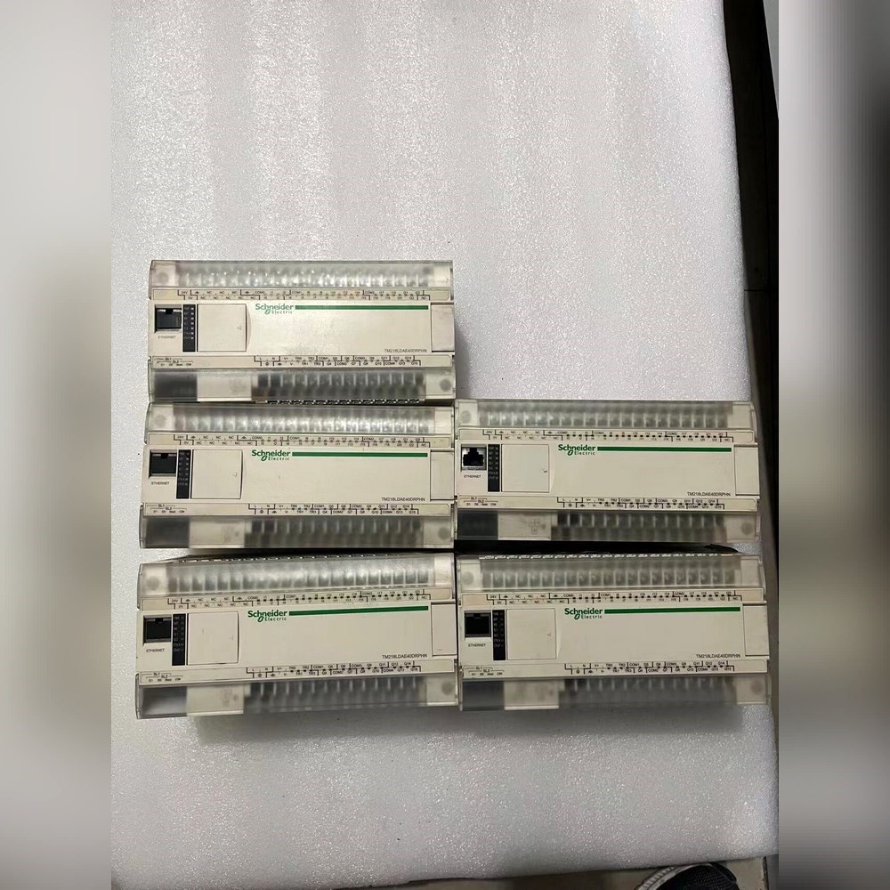 TM218LDAE40DRPHN施耐德PLC实物图拍 议价