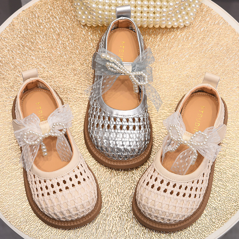 女童鞋子镂空包头真皮儿童凉鞋2026夏季新款童鞋蝴蝶结女孩公主鞋