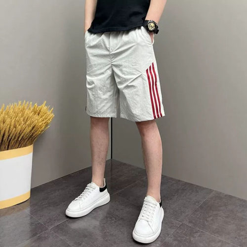 免费试穿~美式条纹运动短裤男士